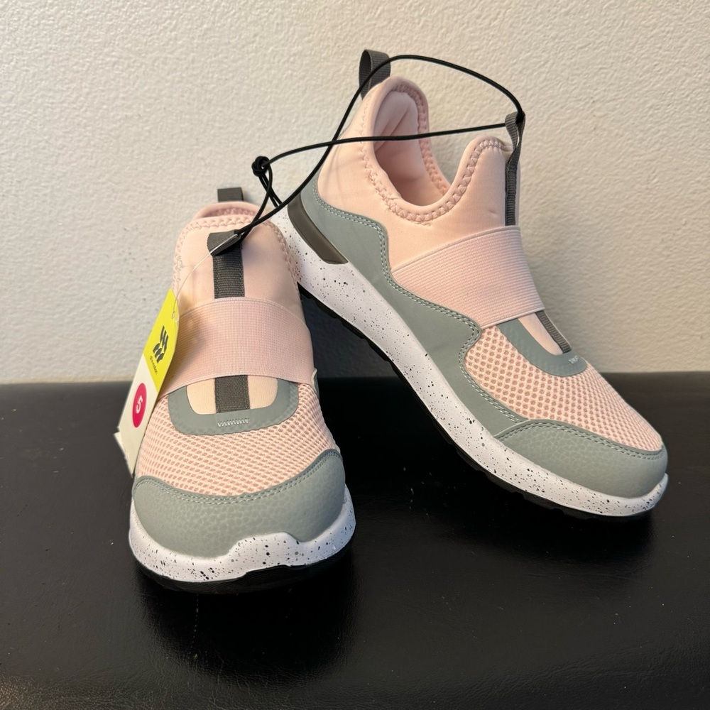All In Motion Kids Slip-On Casual Sneakers Non-Marking Sole Stretchy Band